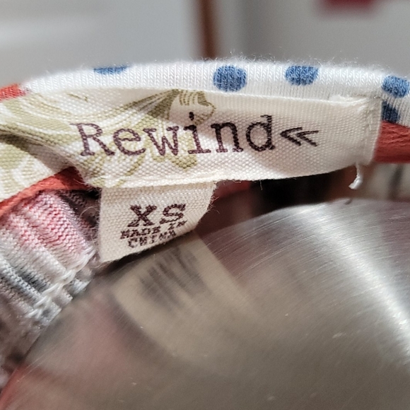 REWIND TANK TOP FLORAL PRINT WHITE SLEEVELESS WOMEN RAYON  SIZE XS CROCHET CAMI - Picture 11 of 13